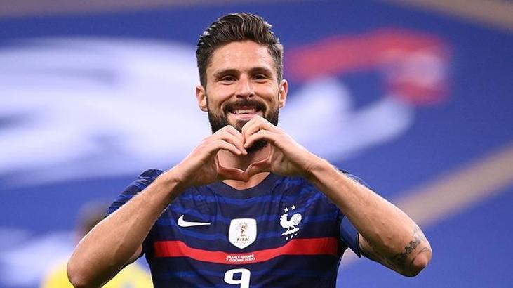 Olivier Giroud tarihe geçti