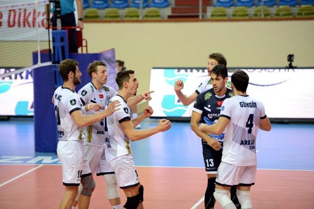 Arkas Spor - Bursa Büyükşehir Belediyespor maç sonucu: 3-0