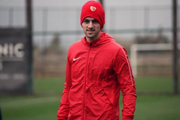 Alpay Çelebi, Kayserispor'dan ayrıldı