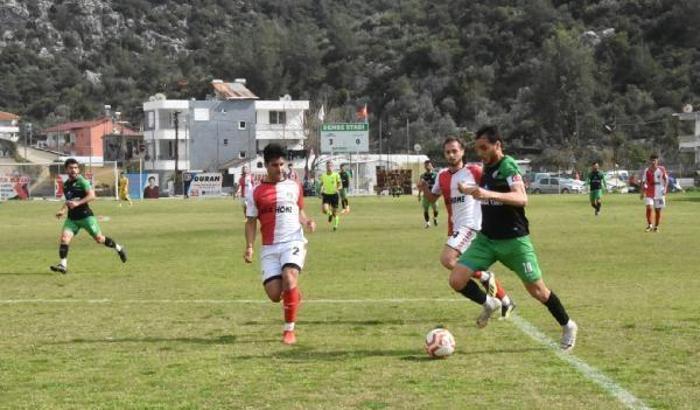 Demre zirve yarışını bırakmadı
