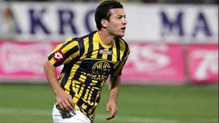 Özgür Çek Fenerbahçe'de