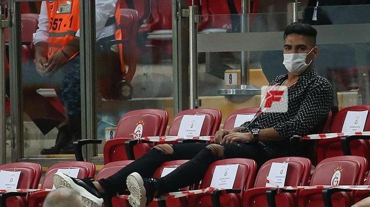Fatih Terim oynatmak istedi, Falcao'nun ağrıları izin vermedi!