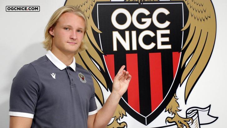 Nice, Kasper Dolberg'i transfer etti