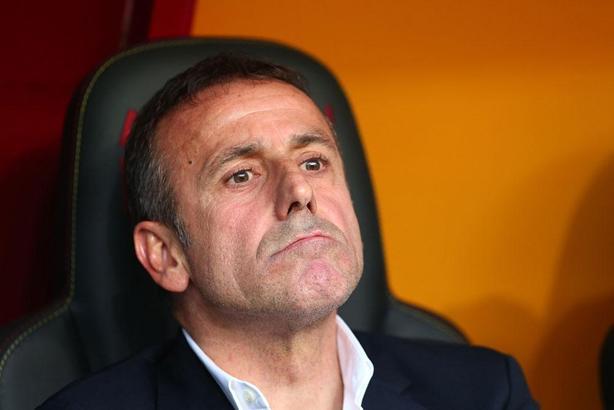 Abdullah Avcı'dan Fatih Terim'e: Delikanlı adam devam eder!