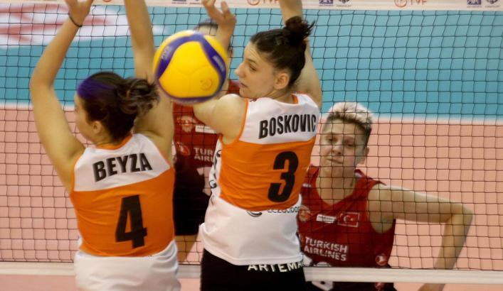 Eczacıbaşı VitrA - THY maç sonucu: 3-2