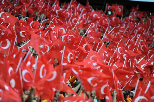 Türk Telekom'da 50 bin Türk bayrağı