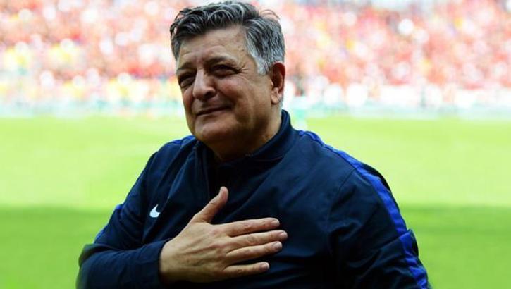 Akhisarspor'da Yılmaz Vural'ın oyuncularına inancı tam