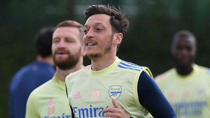 Son dakika | Arsenal'de Mesut Özil, Avrupa Ligi kadrosundan çıkarıldı!