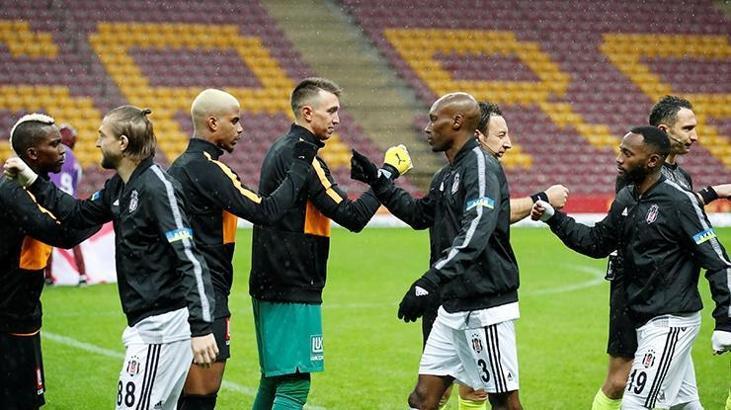 Derbi seremonisinde tokalaşma yok