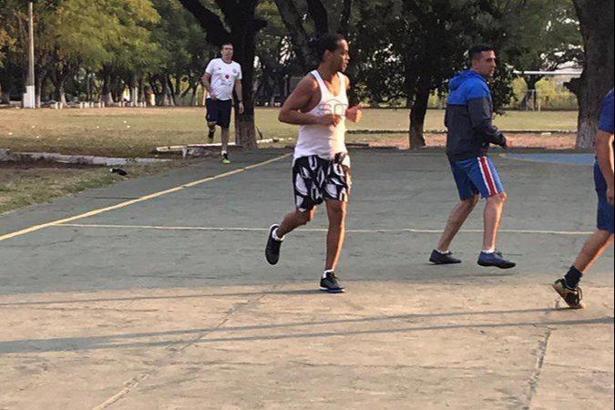 Ronaldinho hapishanede bile kazandı! 5 gol ve 6 asist...