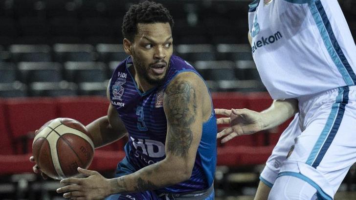 Afyon Belediye Basketbol oyuncusu Chris Wright'a ırkçı saldırı