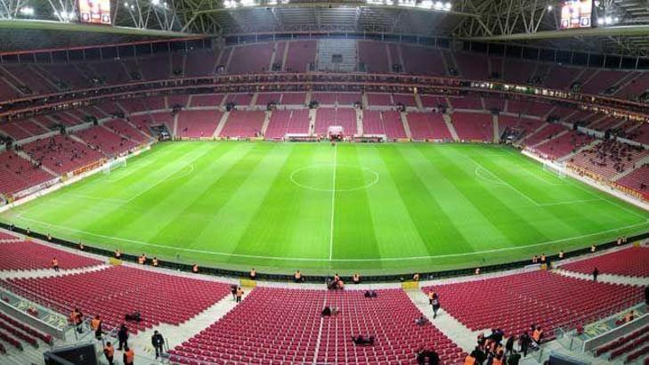 ABD ve İspanya TT Arenayı gezdi