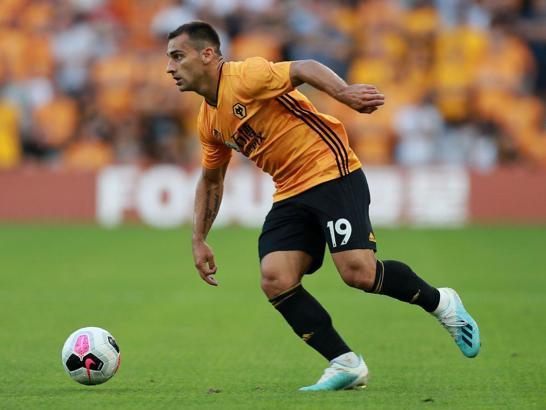 Wolverhampton, Jonny Otto'nun sözleşmesini 2025'e kadar uzattı