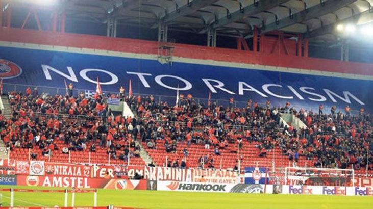 UEFA'dan Olympiakos'a tokat gibi pankart!