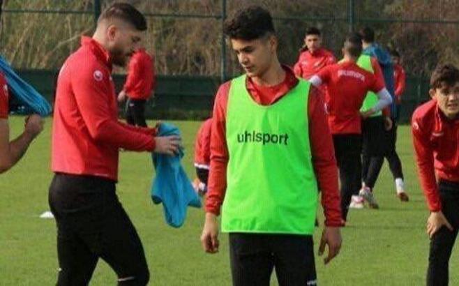 Trabzonspor Veysel Sönmezsoy transferini bitirdi