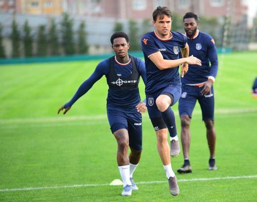 Medipol Başakşehir, Galatasaray maçı hazırlıklarını tamamladı
