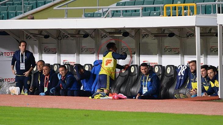 SON DAKİKA! Emre Belözoğlu çılgına döndü, kulübeyi yumrukladı!