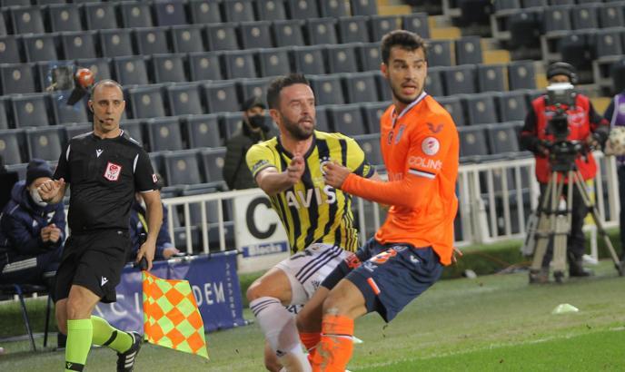 Fenerbahçe'de Gökhan Gönül, 59 gün sonra sahada