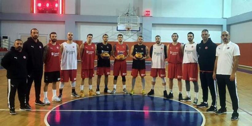 3x3 Erkek Milli Basketbol Takımı, İzmir'de kampa girdi