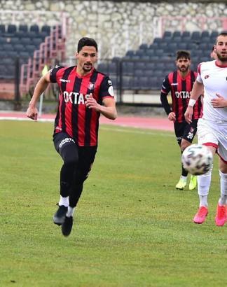 Uşakspor'da Noyan kaldı