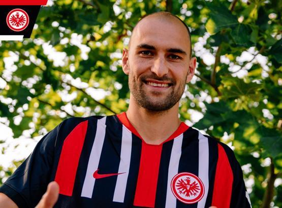 Tecrübeli golcü Bas Dost, Eintracht Frankfurt'ta