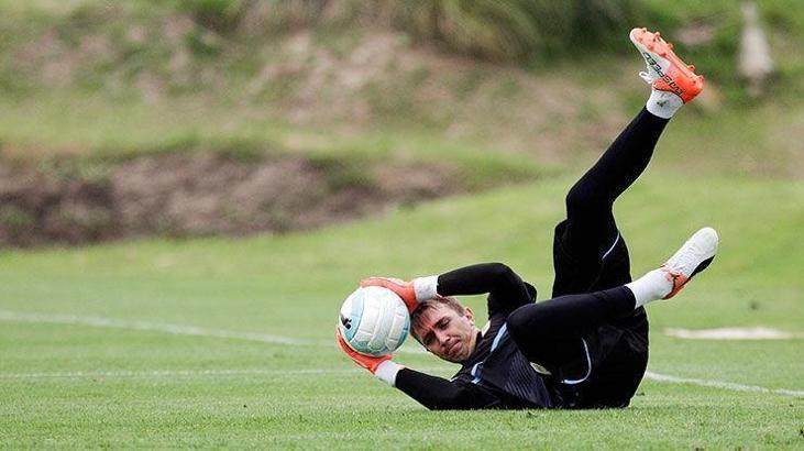Derbi öncesi Muslera endişesi