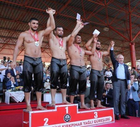 Büyükşehir pehlivanları, Kırkpınar'da takım olarak birinci oldu