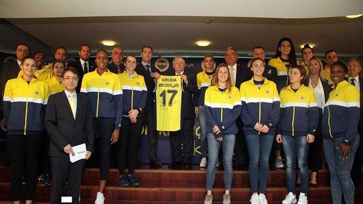 ‘Fenerbahçe ile birlikte olmaktan gurur duyuyoruz'