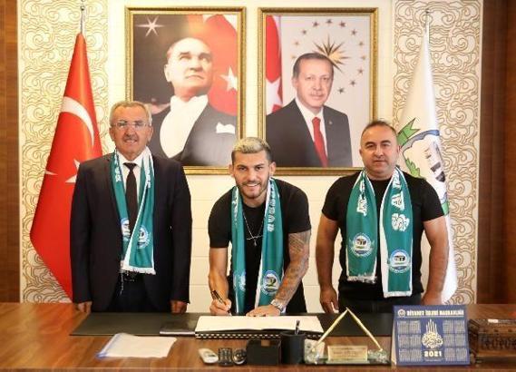 Serik Belediyespor Atakan Cangöz ile yeniden anlaştı