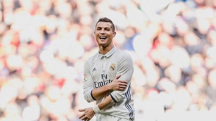 Real Madrid Ronaldo'nun sözleşmesini uzattı