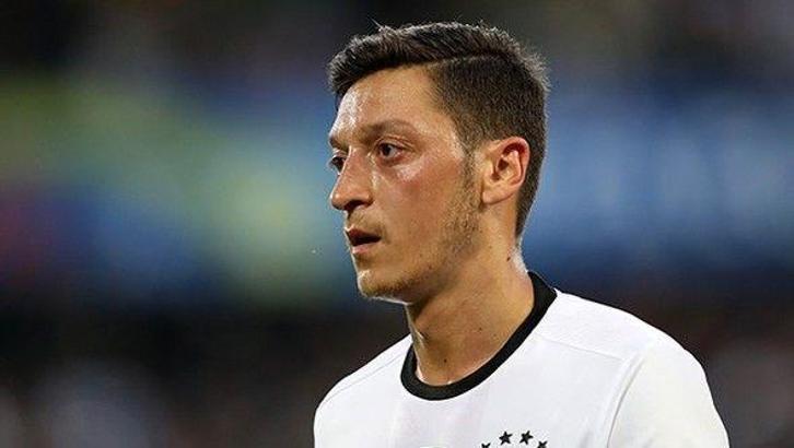 Almanya'da Mesut krizi