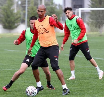 Antalyaspor deplasmanda galibiyet özlemini sonlandırmak istiyor
