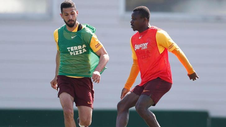 Galatasaray'da Beşiktaş maçı öncesi orta sahada belirsizlik