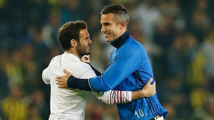 Van Persie: Hepinizle gurur duyuyorum