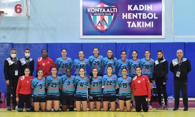 Mavi Kelebekler, yarı finale yükselmek istiyor