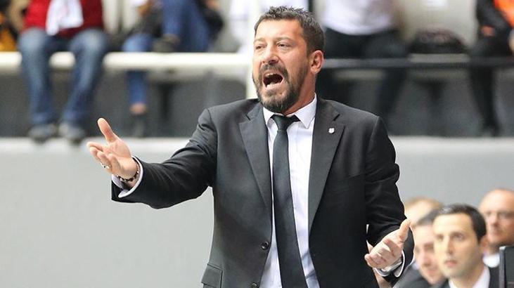 Ufuk Sarıca, Pınar Karşıyaka'ya rakip
