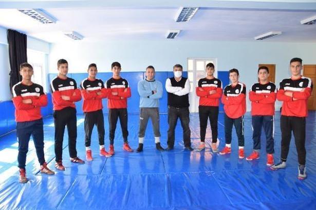Kumlucalı sporcular milli takım seçmelerine katılacak