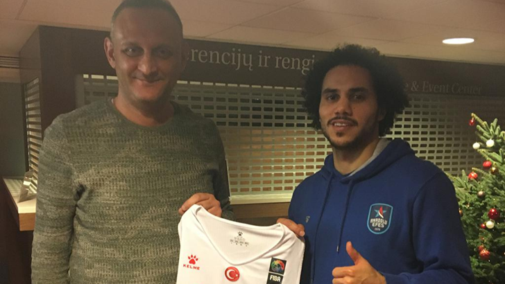 Shane Larkin'in ismi değişmeyecek!