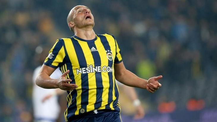 Fenerbahçe'de Aatif sürprizi!