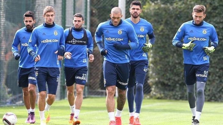 Fenerbahçe'den sakatlık açıklaması!