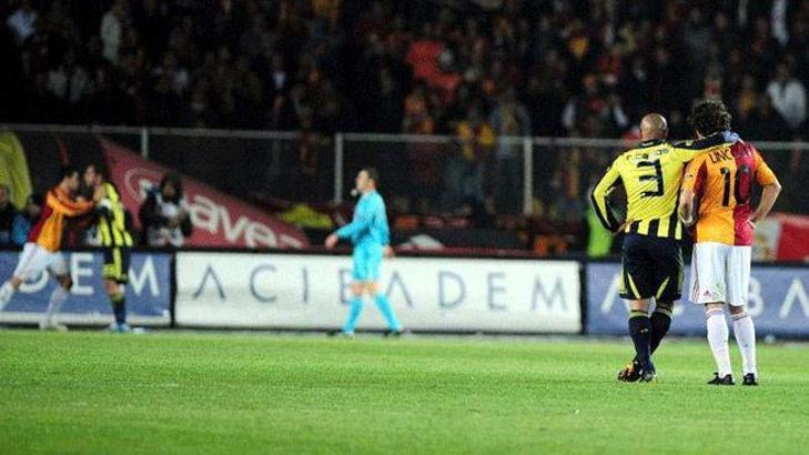 Ezeli rekabet, ebedi dostluk