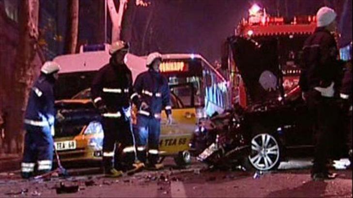 Okan Buruk trafik kazası geçirdi