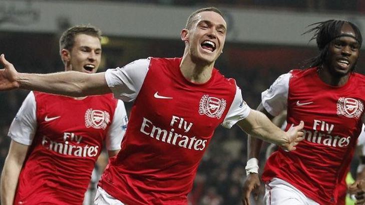 Arsenal yine geriden geldi