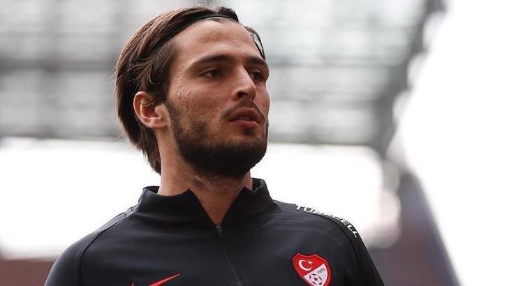 Okay Yokuşlu, Premier Lig'e transfer oluyor!