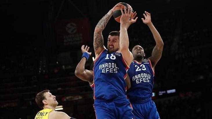 Anadolu Efes, tarihe geçmenin eşiğinde