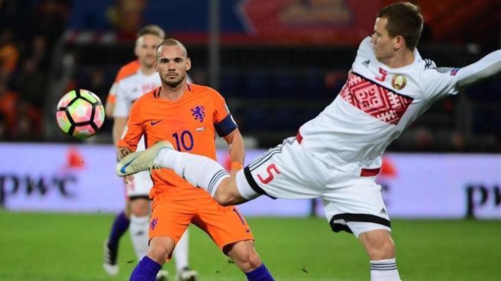 Hollanda kadrosu açıklandı! Sneijder, Van Persie...