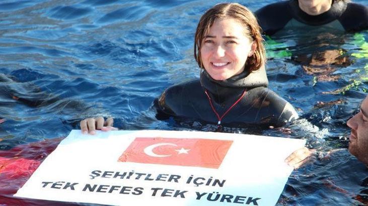 Tek nefesle 110m daldı, rekor kırdı
