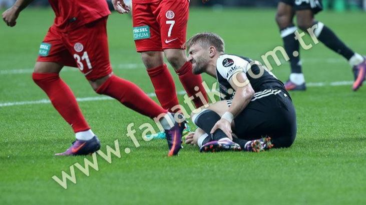 Beşiktaş'ta Caner Erkin şoku