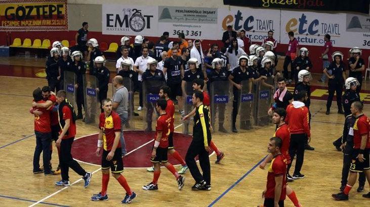 Göztepe 23-32 Beşiktaş Mogaz