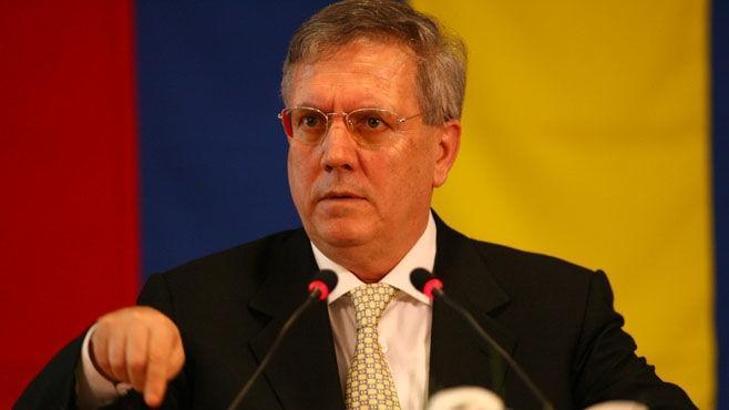 Yıldırım çakıyor, Fener coşuyor!